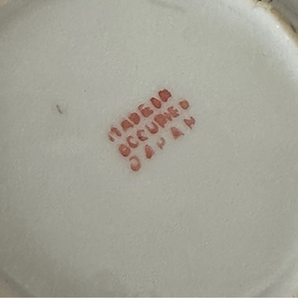 ☘️SOLD☘️ Occupied Japan Pearlized Mini Vintage Teacup & Saucer Set - Picture 8 of 8
